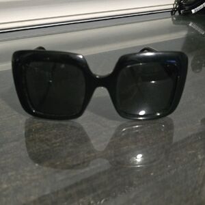 Authentic Gucci Oversized Square Sunglasses